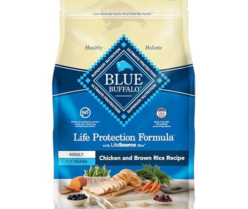 Blue Buffalo Life Protection Formula Adult Dry Dog Food, Helps Build and Maintain Strong Muscles, Made with Natural Ingredients, Chicken & Brown Rice Recipe, 5-lb. Bag