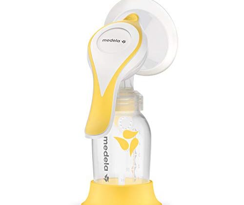 Medela Manual breast pump with Flex Shields Harmony Single Hand for More Comfort and Expressing More Milk