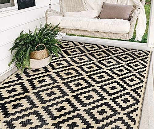 SAND MINE Waterproof Outdoor Rug 5x8 ft, Plastic Reversible Rug, Modern Area Rug, Large Floor Mat for Outdoors, RV, Patio, Backyard, Deck, Picnic, Beach, Camping, Black & Beige